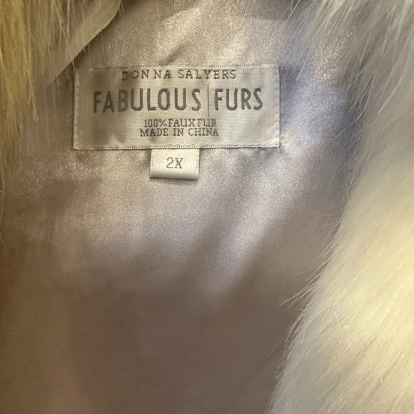 NWOT WHITE FOX FUR SHAWL COLLAR COAT